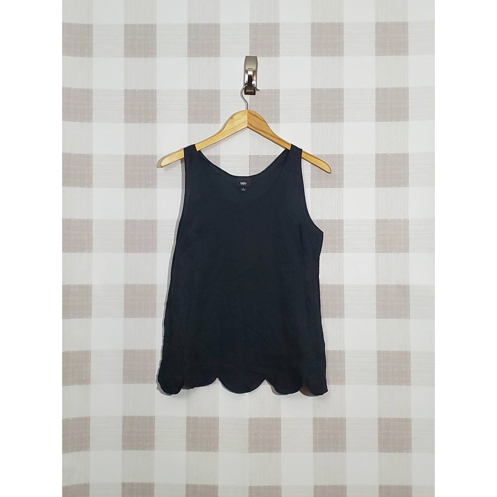 Adorable Scalloped Embroidered Tank